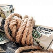 Дію валютних обмежень подовжено Дію валютних обмежень подовжено