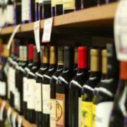 Чи входить акцизний податок до мінімальної ціни за алкоголь