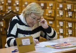 Особи передпенсійного віку отримали переважне право на залишення на роботі при скороченні штату