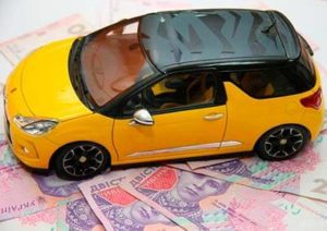 Продажа авто работнику по нерыночной цене: какие правила налогообложения операции