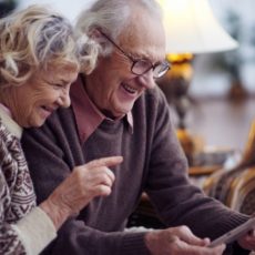 ФОП набув статус пенсіонера або особи з інвалідністю: чи потрібно повідомляти контролюючий орган ФОП набув статус пенсіонера або особи з інвалідністю: чи потрібно повідомляти контролюючий орган