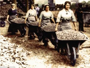 Скасовано перелік важких та шкідливих робіт, на яких заборонялося працевлаштовувати жінок