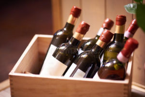 Мінекономіки пропонує вилучити з підакцизних товарів вина та не маркувати їх